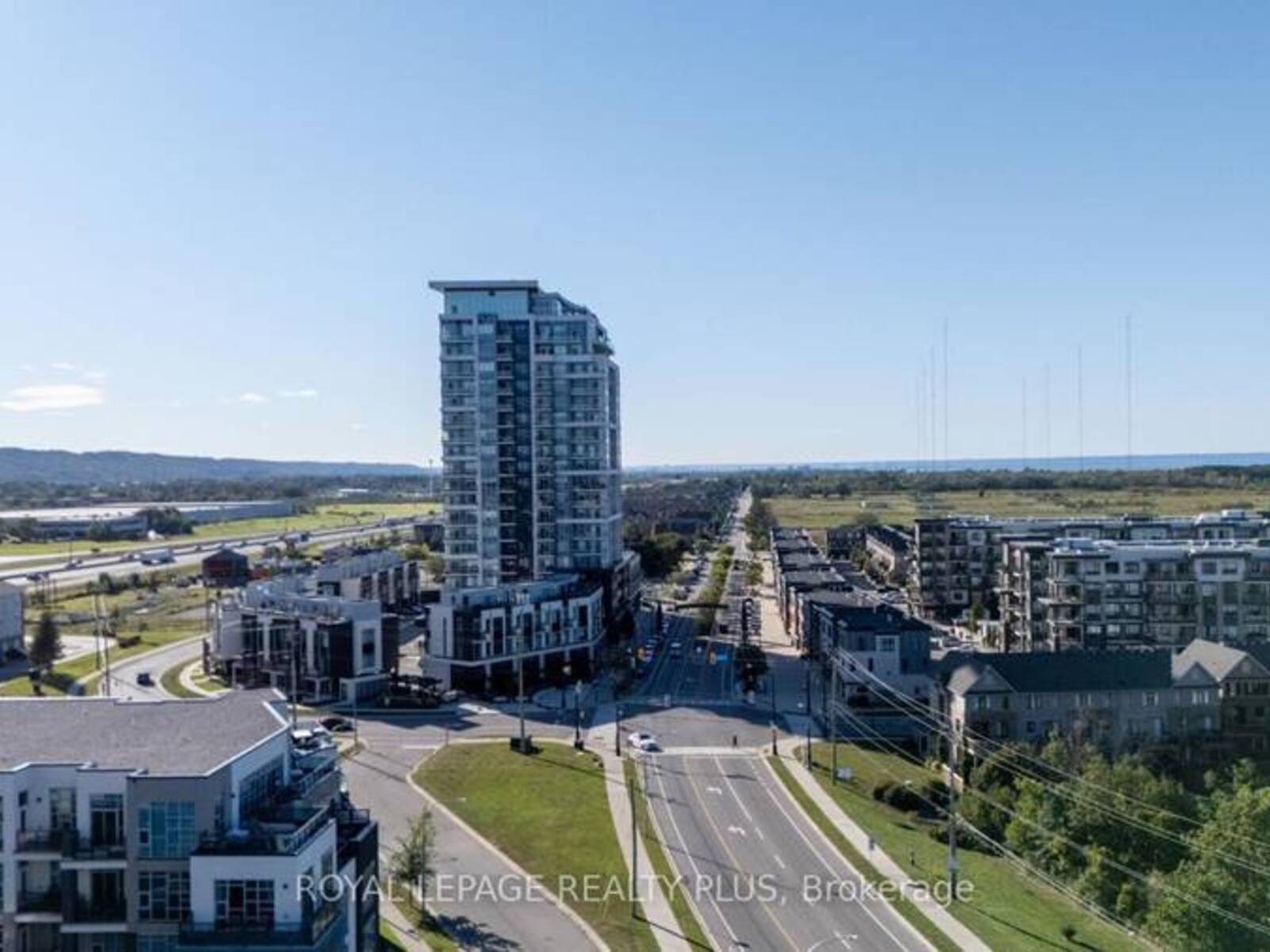 306 - 16 CONCORD PLACE, Grimsby, Ontario L3M 0J1