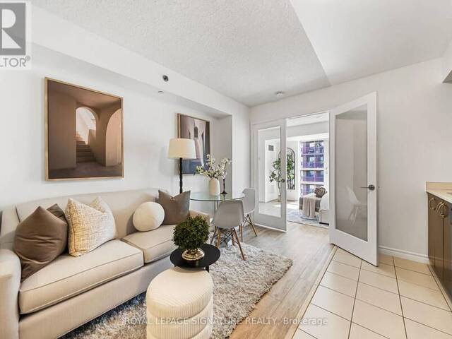 721 - 35 SARANAC BOULEVARD Toronto Ontario, M6A 2G4 - 1 Bedroom Condo For Sale