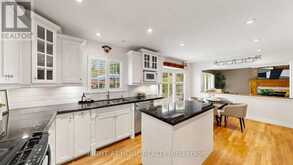 103 PEEVERS CRESCENT | Newmarket Ontario | Slide Image Thirteen