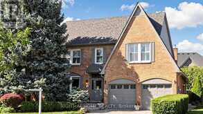 103 PEEVERS CRESCENT | Newmarket Ontario | Slide Image One