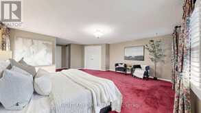 103 PEEVERS CRESCENT | Newmarket Ontario | Slide Image Twenty