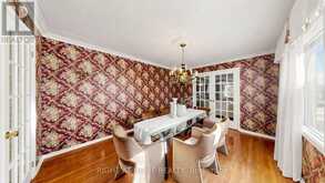 103 PEEVERS CRESCENT | Newmarket Ontario | Slide Image Eight