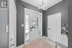 77 SHONIKER DRIVE | Newmarket Ontario | Slide Image Four