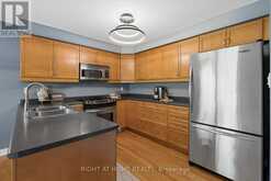 77 SHONIKER DRIVE | Newmarket Ontario | Slide Image Eleven