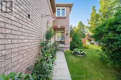 3725 ALTHORPE CIRCLE | Mississauga Ontario | Slide Image Two