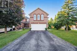 3725 ALTHORPE CIRCLE | Mississauga Ontario | Slide Image Three