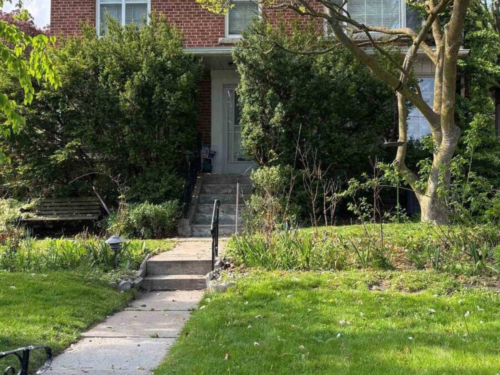38 AVENAL DRIVE, Toronto, Ontario M6C 1V4