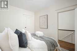 31 CASSELS AVENUE | Toronto Ontario | Slide Image Thirty-one