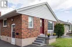 1557 PHARMACY AVENUE | Toronto Ontario | Slide Image Two