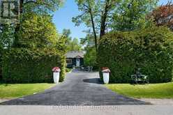 32 FARLEY CIRCLE | Georgina Ontario | Slide Image Two
