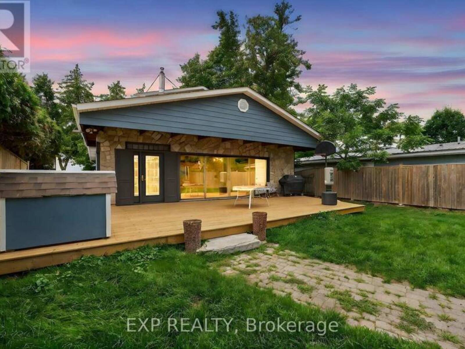 142 CEDAR BEACH ROAD, Brock, Ontario L0K 1A0