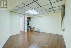 10 KNIGHTSBRIDGE WAY | Markham Ontario | Slide Image Thirty-seven