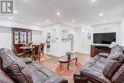 10 KNIGHTSBRIDGE WAY | Markham Ontario | Slide Image Eight