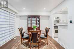 10 KNIGHTSBRIDGE WAY | Markham Ontario | Slide Image Nine