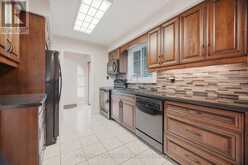 1166 GRAND BOULEVARD | Oakville Ontario | Slide Image Fifteen