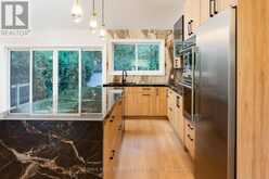 446 WILLIS DRIVE | Oakville Ontario | Slide Image Seven