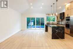 446 WILLIS DRIVE | Oakville Ontario | Slide Image Eight