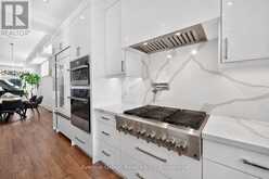 33 CARTWRIGHT AVENUE | Toronto Ontario | Slide Image Thirteen