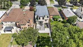 33 CARTWRIGHT AVENUE | Toronto Ontario | Slide Image Forty-nine