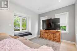 408 SANATORIUM ROAD | Hamilton Ontario | Slide Image Sixteen