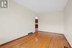 137 PICTON STREET E | Hamilton Ontario | Slide Image Ten