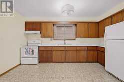 137 PICTON STREET E | Hamilton Ontario | Slide Image Six