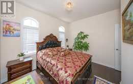 2 CLIFF THOMPSON COURT | Georgina Ontario | Slide Image Thirteen