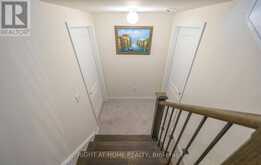2 CLIFF THOMPSON COURT | Georgina Ontario | Slide Image Sixteen