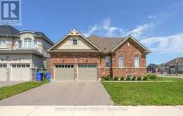 2 CLIFF THOMPSON COURT | Georgina Ontario | Slide Image Two