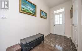 2 CLIFF THOMPSON COURT | Georgina Ontario | Slide Image Three