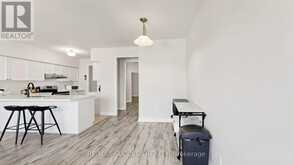 19 BOOT TERRACE | Toronto Ontario | Slide Image Eighteen