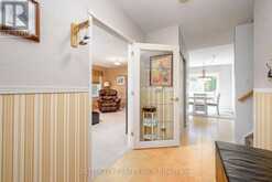 48 CHAMPLAIN BOULEVARD | Lindsay Ontario | Slide Image Ten
