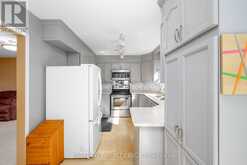 48 CHAMPLAIN BOULEVARD | Lindsay Ontario | Slide Image Sixteen