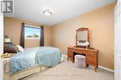 48 CHAMPLAIN BOULEVARD | Lindsay Ontario | Slide Image Thirty-two