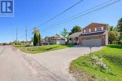 48 CHAMPLAIN BOULEVARD | Lindsay Ontario | Slide Image Three