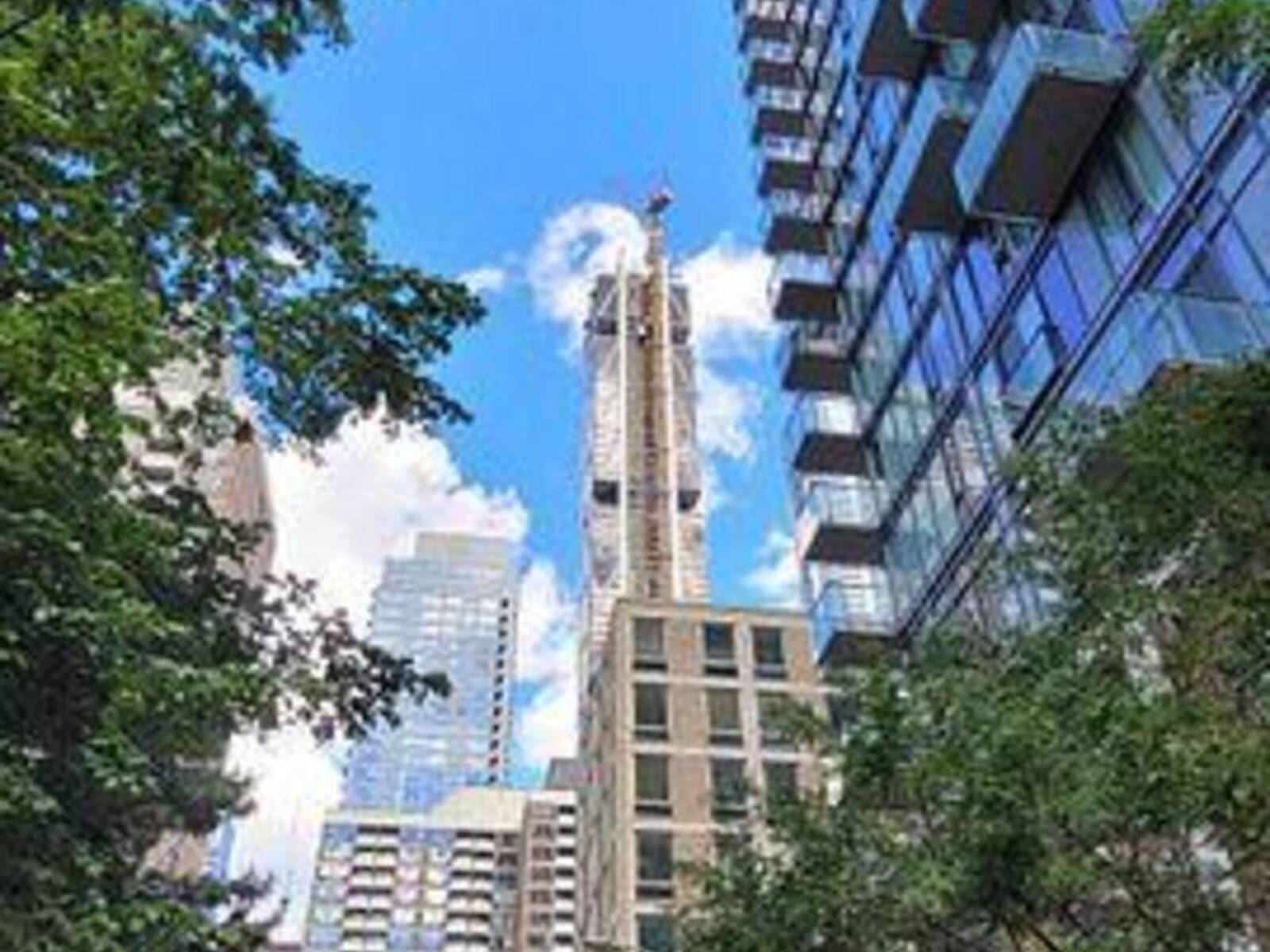 TH1 - 75 ST NICHOLAS STREET, Toronto, Ontario M4Y 0A5