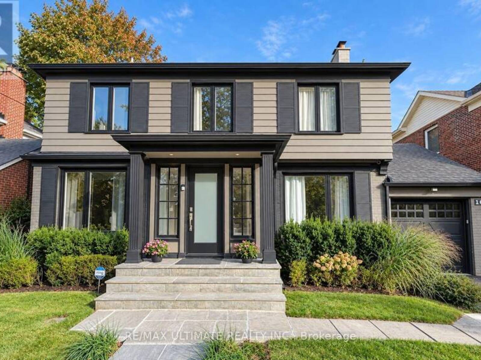 10 NOEL AVENUE, Toronto, Ontario M4G 1B3