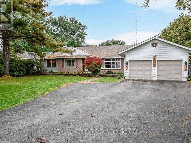 310 THE QUEENSWAY SOUTH Georgina Ontario, L4P 2B7 - 4 Bedrooms Home For Sale