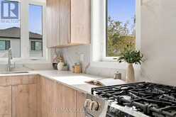 23 CARL HILL LANE | Richmond Hill Ontario | Slide Image Twenty-one