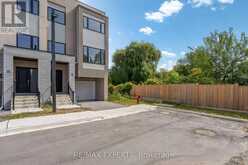 23 CARL HILL LANE | Richmond Hill Ontario | Slide Image Five