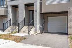 23 CARL HILL LANE | Richmond Hill Ontario | Slide Image Seven