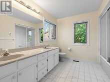 69 KING'S CROSS AVENUE | Richmond Hill Ontario | Slide Image Thirty-six