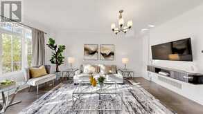 18 MONTAGUES LANE | Markham Ontario | Slide Image Three