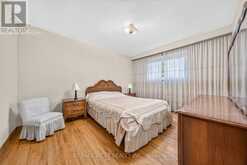 18 PHEASANT VALLEY COURT | Markham Ontario | Slide Image Five