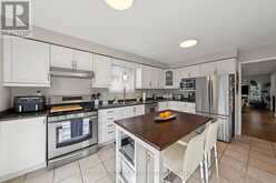 350 EMMS DRIVE | Barrie Ontario | Slide Image Seventeen