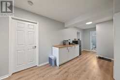 350 EMMS DRIVE | Barrie Ontario | Slide Image Twenty-seven