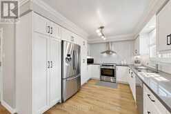 35 LINDEN CRESCENT | Brampton Ontario | Slide Image Seventeen
