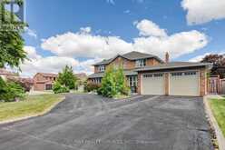 35 LINDEN CRESCENT | Brampton Ontario | Slide Image Two