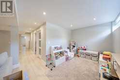 103 WEST DEANE PARK DRIVE | Toronto Ontario | Slide Image Thirty