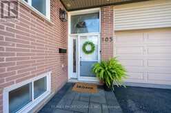 103 WEST DEANE PARK DRIVE | Toronto Ontario | Slide Image Three